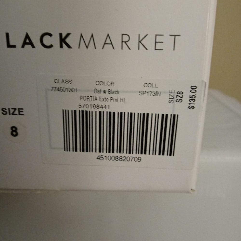 White House Black Market Shoes  Size 8
